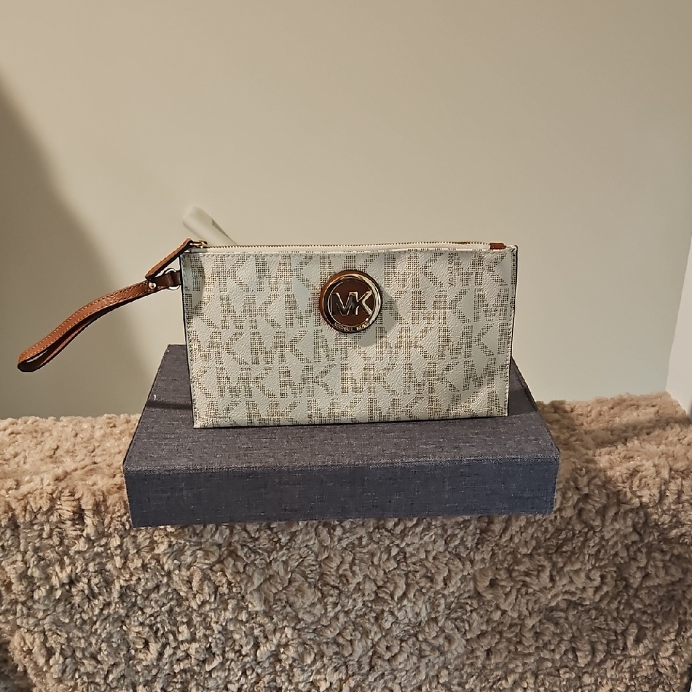 Authentic Michael Kors Cream and Brown Logo Wristlet